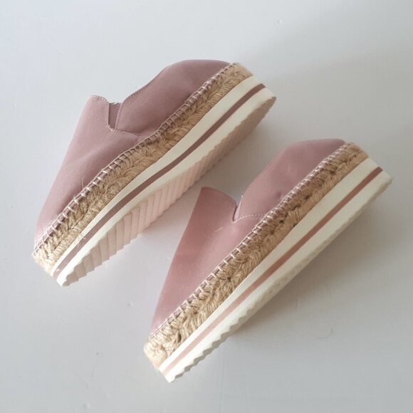 EUC Zara blush pink satin effect slip on espadrille style shoes, US 6 - Picture 8 of 16